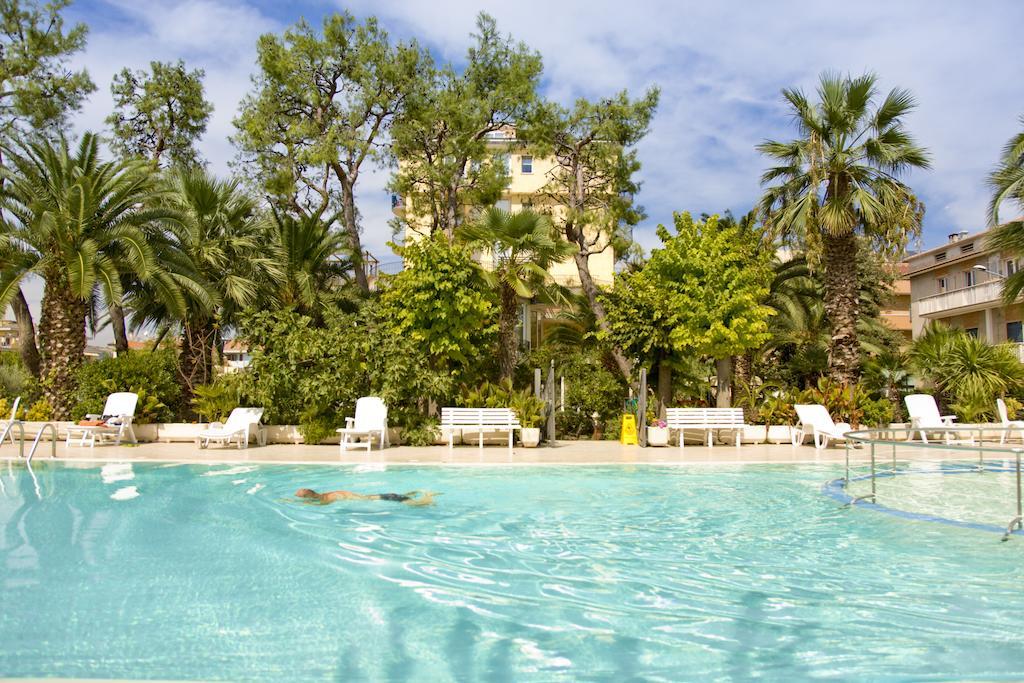 Hotel Marconi San Benedetto del Tronto Exteriör bild