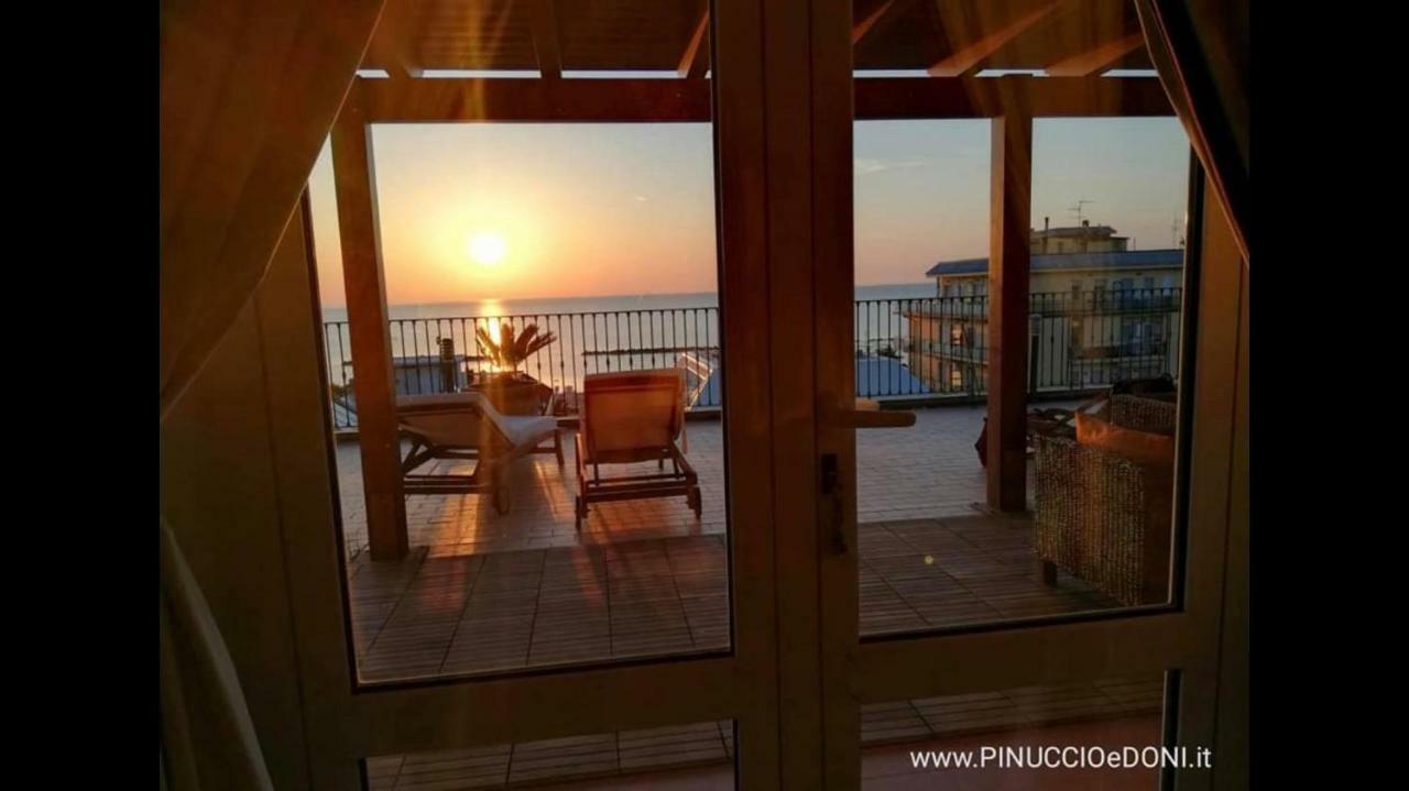 Hotel Marconi San Benedetto del Tronto Exteriör bild